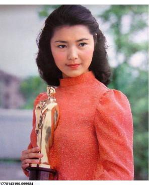 蒂尔达·斯温顿